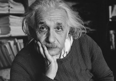 Эйнштейн «екілік» бағамен оқыған