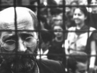 Балаңыз сіздің елесіңіз болуға емес, өзін табуға көмектесіңіз