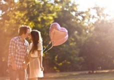 Адамның бақыты дүниеге байланбаған.Оның бақыты - Ниетінде