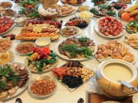 Марқұмның асын тойханада өткізудің қажеті бар ма?