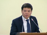 Марат Бекетаев: Заң жобасын әзірлеушілер ағылшын тілін білуі тиіс