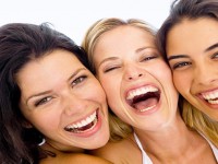 Күн шыққанда күліп оян (Күліп жүрудің пайдасы туралы)