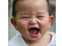 Күлімдеу – шығынсыз келетін олжа.