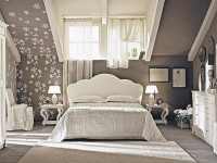 Жатын бөлме интерьерінде қандай түсті қолданған жөн?