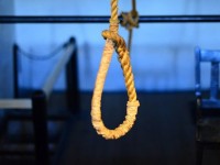 Несие төлей алмаған ана асылып өлді