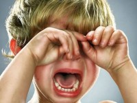 Анасының қасында бала неге жылай береді?