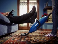 Жарыңыз жалқау болса...