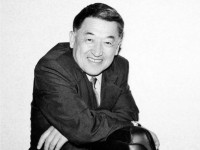 Мархабат Байғұт: «Киіз үй келемежге, шапан-қалпақ күлкіге айналмауы керек»