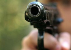 Сайрамда мәслихат депутатын атып кетті