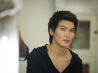 Жігер жылына екі адамға ота жасатып беруге уәде берді