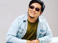 Серікбол Сайлаубек әншілер қалт-құлт етіп әрең жүргенін, жәрдемақымен күн көретінін айтты