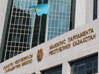 Қазақстанда мәжілісмендер 500 мың теңге жалақы алады
