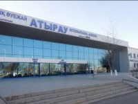 Атырауда әуежайда әйел адамға абайсызда оқ атқан полицей жұмыстан шығарылды