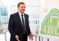 Мирзияев пен Арипов аудан әкімдеріне сөгіс жариялап, қызметтен босатты