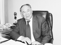 Жеңісбек Мәуленқұлов:  «Ардагерлердің ерлігі ешқашан ұмытылмауы тиіс»