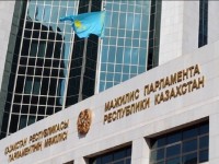 Депутаттар министрлердің алдауына да зар болды
