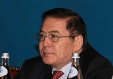 Әкелі-балалы Айтахановтардың әрекеті әрқилы