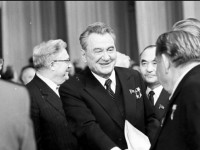 Қонаев: «ақиқатын айтқандай, Кремльге мұндай хаттар аз түспеген. Соның ішінде Рысқұловтың хаттарының