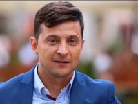 Зеленский Путиннің алдында бір-ақ жағдайда тізерлеуге дайын екенін айтты