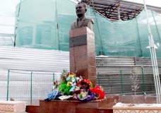 Халқы құрметтеген Қонаевты билік көзге ілмей отыр