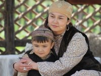 Бала тәрбиесін бетімен жіберсек, опық жейтін де өзіміз