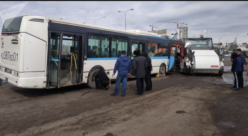 Елордада 3 автобус апатынан 27 адам зардап шекті: 4-і әл үстінде жатыр (видео)